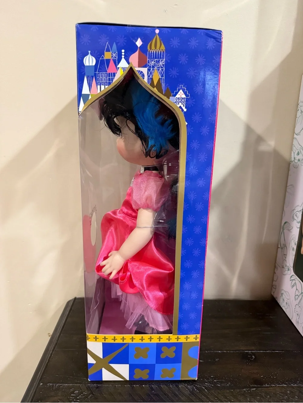Disney Animators FRANCE Small World Singing Doll